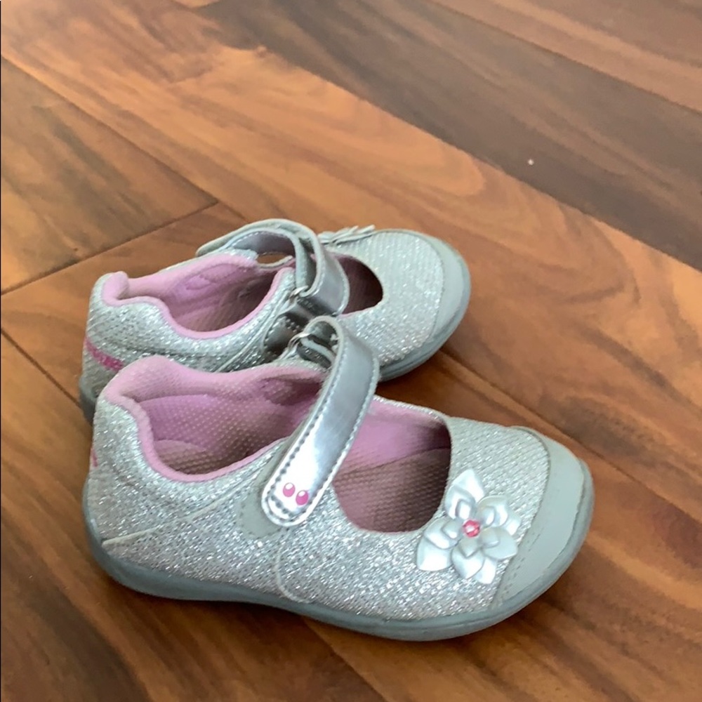 Stride rite size 6
